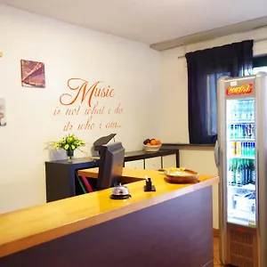 *** Bed & Breakfast Music Itálie